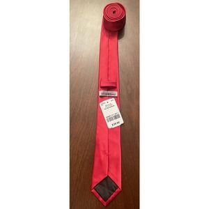 Le Chateau Men’s Neck Tie Solid Red 100% polyester ￼L58” W2 1/2